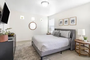 Clean and Quiet Home 3 Minutes Away From Freeway - Image 3