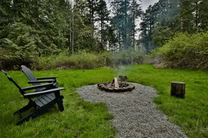 Marrowstone retreat w/wifi & 5 min to ft. flagger - Image 5