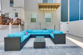 Luxury 6BR w/ Rooftop + Parking Near NYC, MetLife! - Image 3