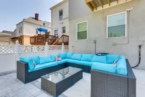 Modern City Getaway Near Downtown Newark & NYC - Image 4