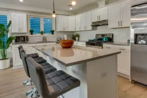 Modern City Getaway Near Downtown Newark & NYC - Image 5