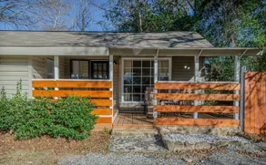 Quiet Cottage w/Grill/Patio and Fire Pit - Image 3