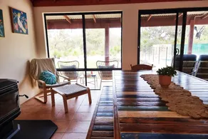 Captivating Bush Beach Retreat - Image 3