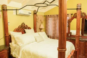 Cozy Relaxing Home in Old Harbour - Image 4
