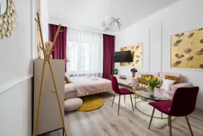Pink Elephant Loft tenement house 950 meters from the Railway Station - Image 4