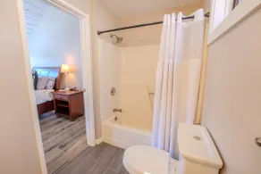 Loon Mountain Townhome w/ Pool + Slope Views! - Image 5