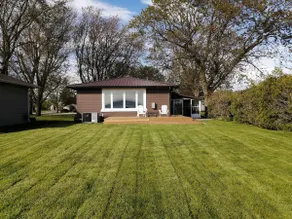 Lakeview Cottage - Image 2