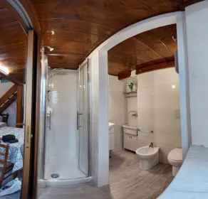 Carla's house - Image 4