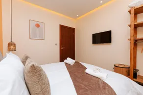 Marina apartment - Image 2