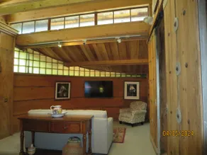 Hobbit House - Image 5