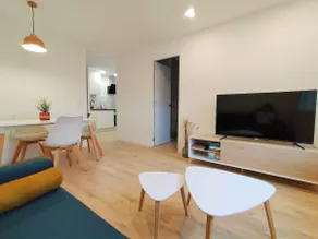 Renovated apartment, 5 minutes from the sea and 45 minutes from Barcelona - Image 2