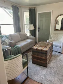 Iris Cottage - 2 Bedroom Tiny House, Downtown MHK - Image 3