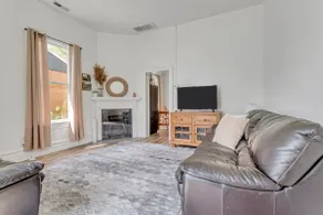 Cute Vintage Provo Cottage - Image 3