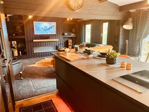 The Castleman Cabin - Image 4