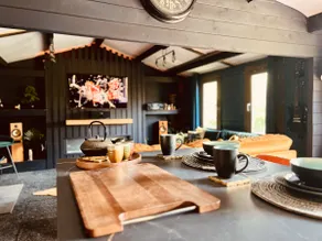 The Castleman Cabin - Image 2