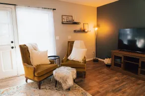 Cozy Townhouse close to WFU! - Image 4