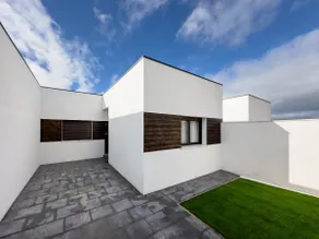 A villa with a private pool and garden - Image 3