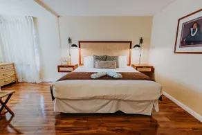 Luxury Condo Near Whalers Village - Image 3