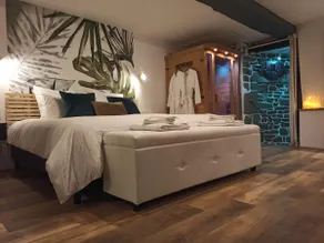 L'Etreinte, 4-star charming cottage with spa and sauna - Image 4