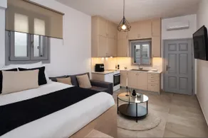 Show Studio Santorini - Image 2