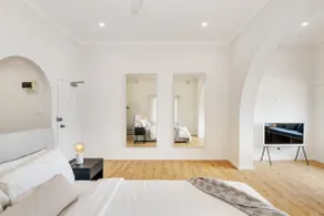 Dreamy Bondi The View Beachfront Studio - Image 5