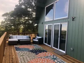 Lake house with peace and quiet - Image 2