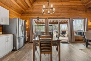 Lake Vibes 3 BD 1 BA Cottage steps from the Lake - Image 2