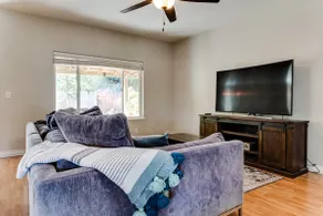Family-Friendly Getaway: Comfortable Stay for All! - Image 2