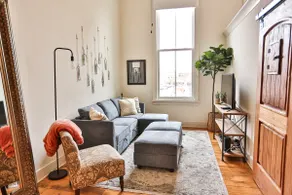 Historic Square Loft | Walk to Restaurants & Shops - Image 2