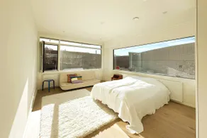 NEW 3BR loft with balcony and sauna - Image 4