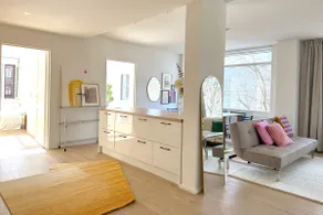 NEW 3BR loft with balcony and sauna - Image 5