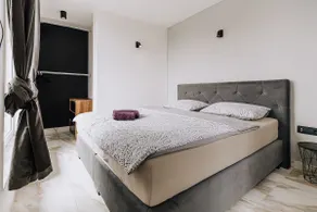 Allegra Zagreb - Top Floor Apartment #8 - Image 5