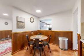 Quiet Clean 2 Bedroom Apartment - Image 3