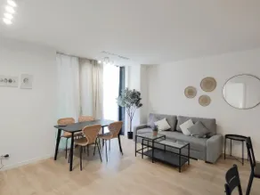 Beautiful home B - Image 3