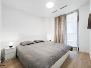 Beautiful home B - Image 5