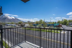 New Downtown Provo | Center Street | Easy Access - Image 5