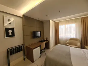 Hilton Inn | Garden City - Image 3
