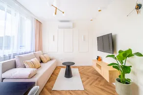 Cozy Apartment, Air Conditioning, PW Invest Home - Image 5