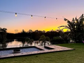 Water's Edge Retreat - On the Lake & walk to beach - Image 4