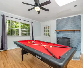 2024 Modern Newly Renovated 4BR - Image 3