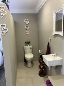 Room 2 - Image 2