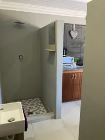 Room 2 - Image 4