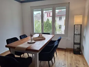 Duplex near the thermal baths with garden - Image 4