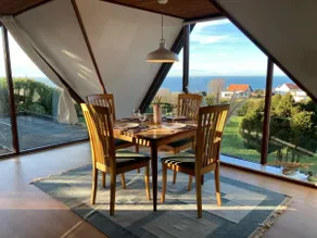Apartment with unique sea view in Vang - Image 5