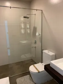 Entire Two Bedroom Villa - Image 3