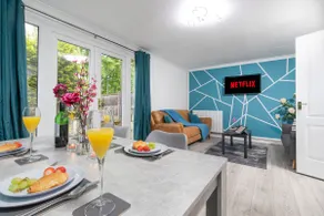 Newly refurbed, 5BR, Sleeps 12 - Image 4