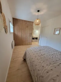 Bright Apartment - Image 2