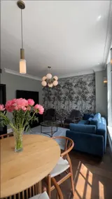 Soho Gem Vibrant London Hideaway - Image 2