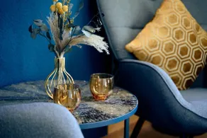 Modern Chic - Image 3