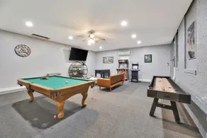 Wichita home by river -9 beds-Pool table 1 gb WiFi - Image 2